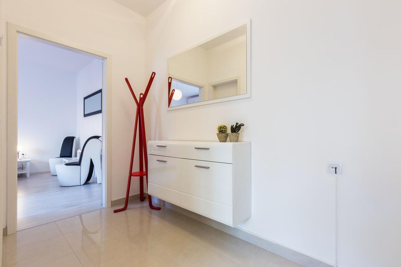 Fifi Apartment W. Parking In Old Town Zadar Extérieur photo