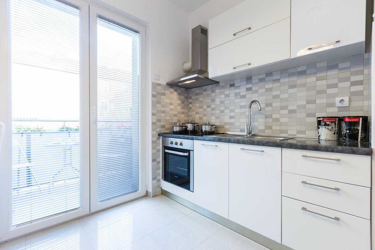 Fifi Apartment W. Parking In Old Town Zadar Extérieur photo