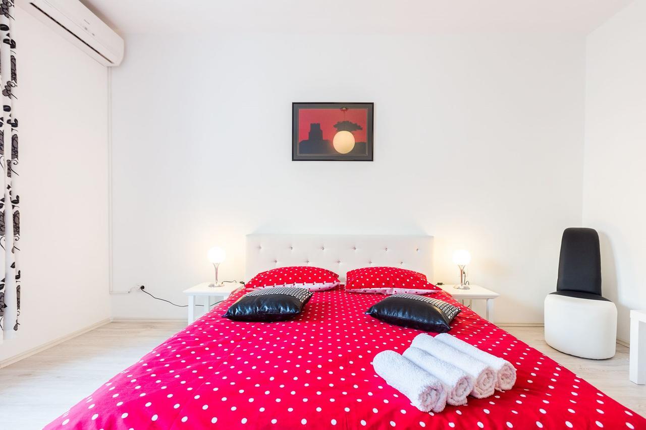 Fifi Apartment W. Parking In Old Town Zadar Extérieur photo