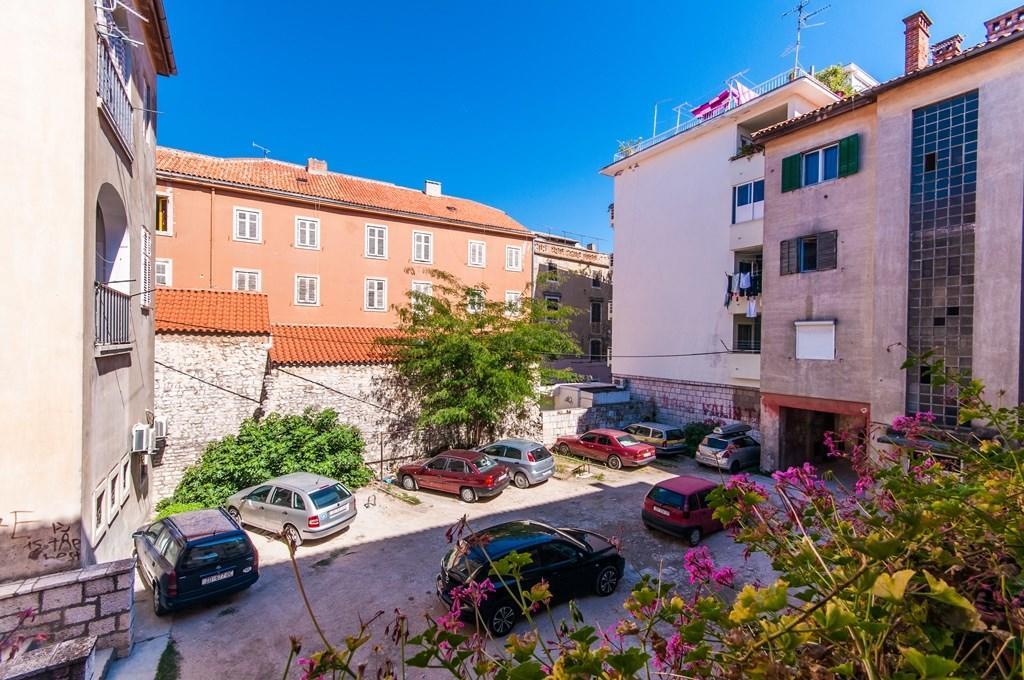 Fifi Apartment W. Parking In Old Town Zadar Extérieur photo