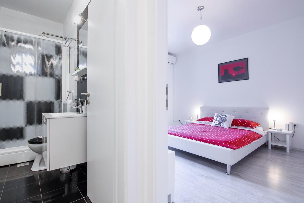 Fifi Apartment W. Parking In Old Town Zadar Extérieur photo