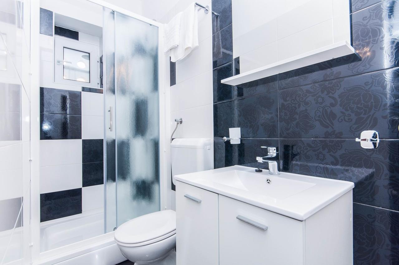 Fifi Apartment W. Parking In Old Town Zadar Extérieur photo