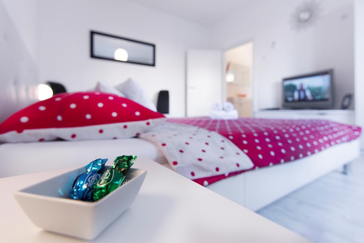 Fifi Apartment W. Parking In Old Town Zadar Extérieur photo